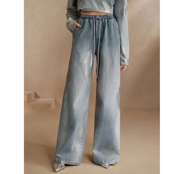 Light Wash Stretchy Waist Pockets Straight Leg Denim Jeans